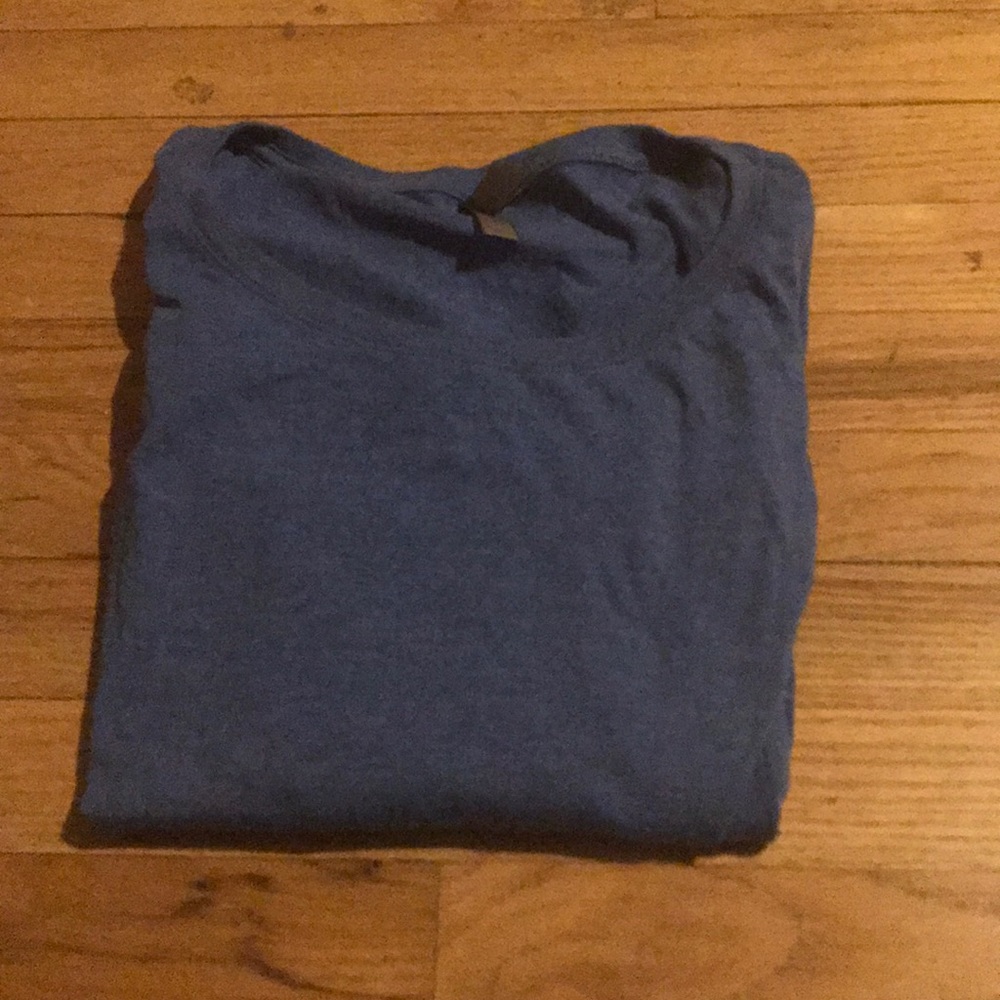 Blue top!🙌🏻🙌🏻